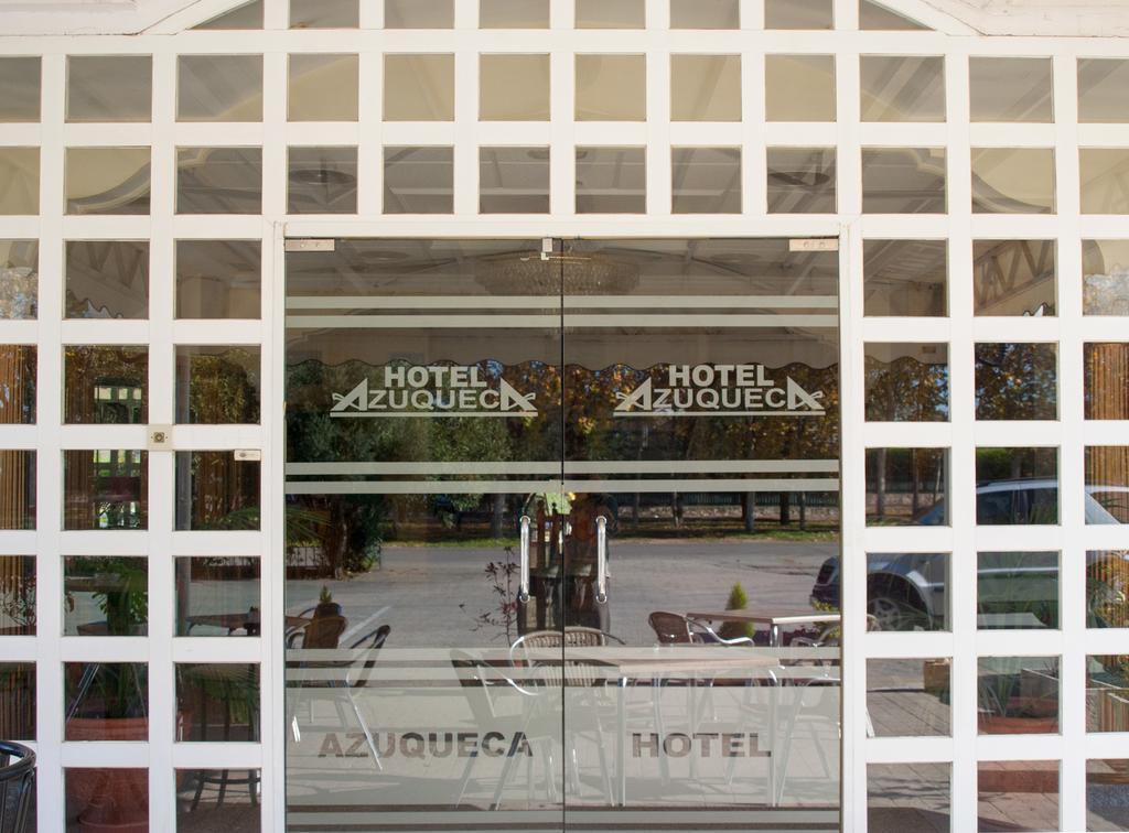 Hotel Azuqueca อาซูเกกา เด เอนาเรส ภายนอก รูปภาพ